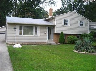7478 Goldenrod Dr, Mentor On The Lake, OH 44060