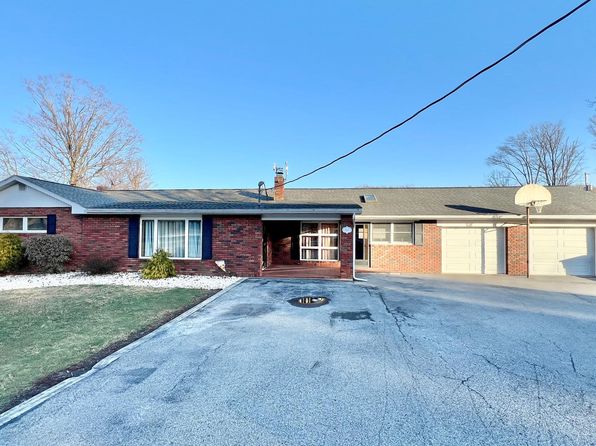 8452 Black Valley Rd, Everett, PA 15537