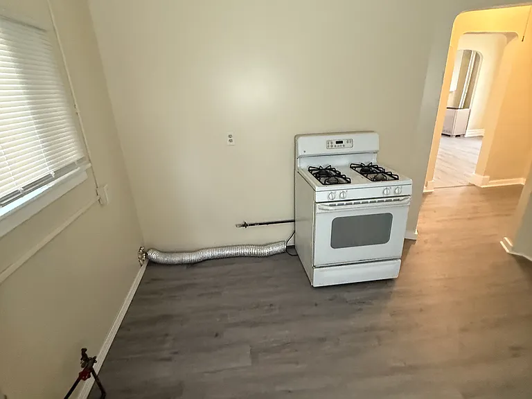 66 Auburn Ave #2 — Photo 10