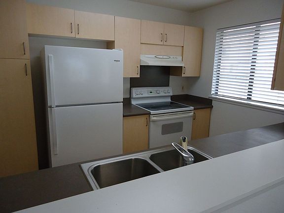 4th image of 95-1056 Puukoa St #107