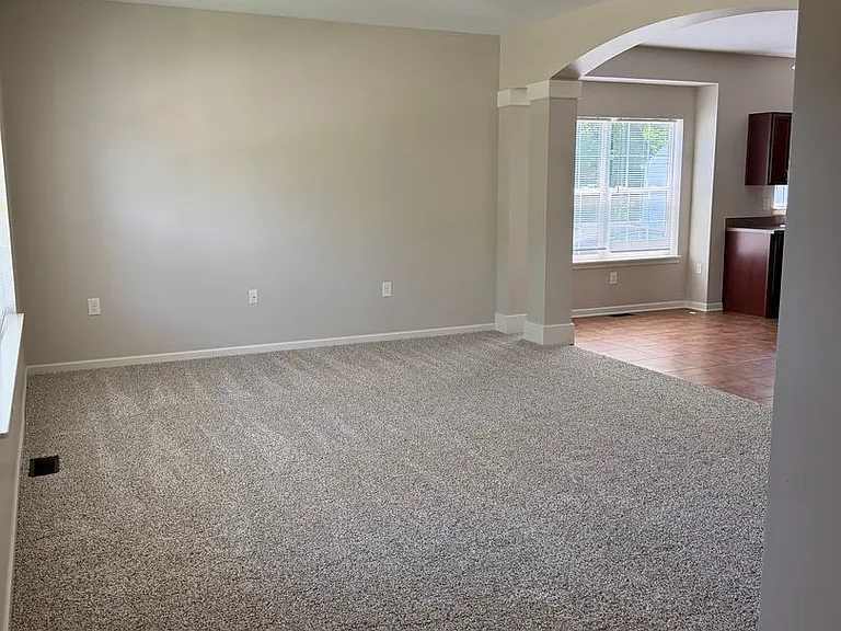2995 Woodland Ave — Photo 5
