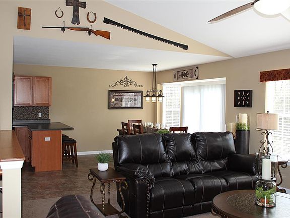 5th image of 551 Creekwood Blvd