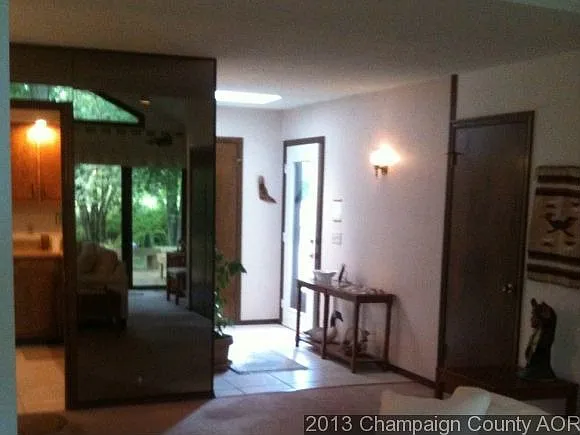 1907 Sadler Dr photo 1