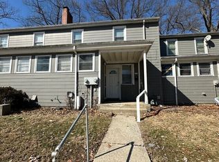 21 Chalmers Ct, Cincinnati, OH 45218