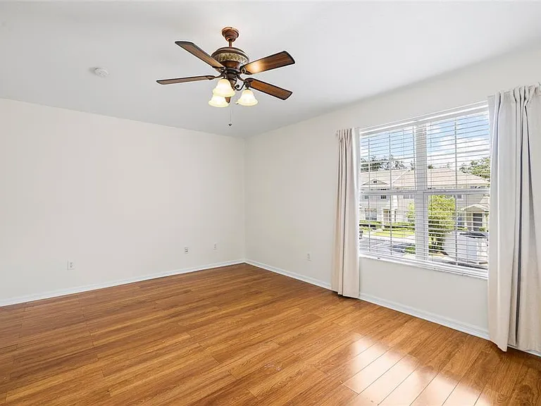 15849 Fishhawk View Dr — Photo 14