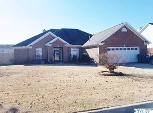225 Park Stone Dr, Madison, AL 35758