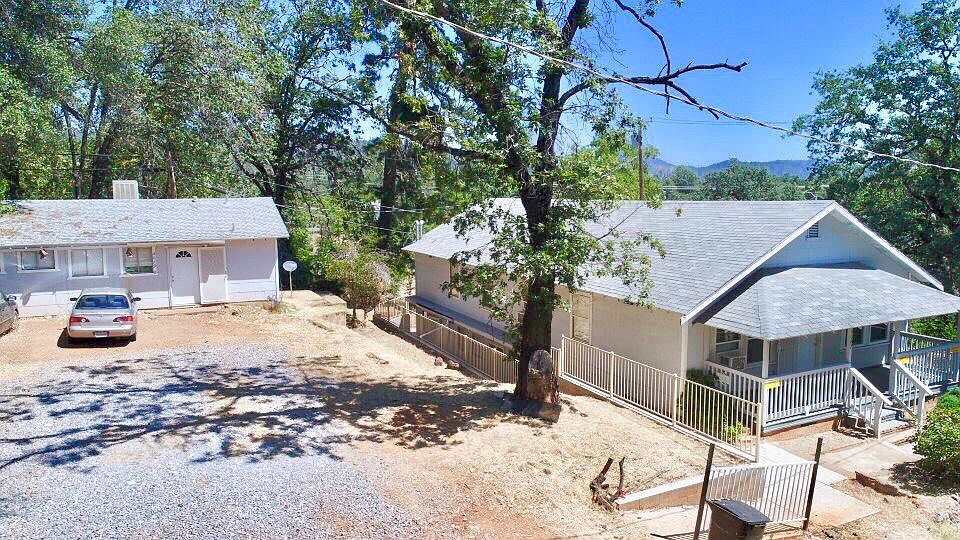 1st image of 4079 Flower St