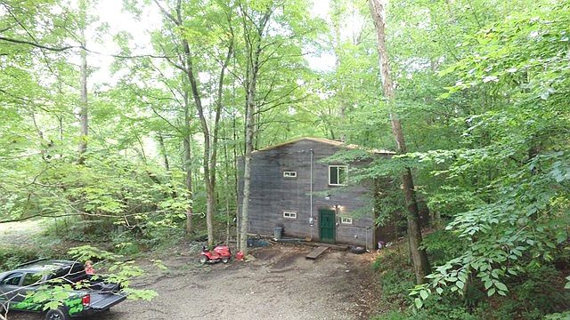 1st image of 122 Mercy Ln