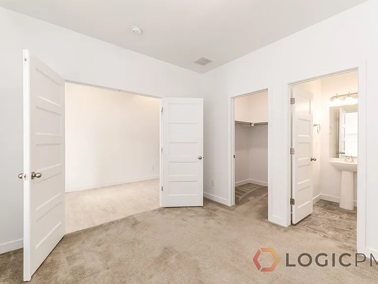 10592 S Redknife Dr — Photo 3