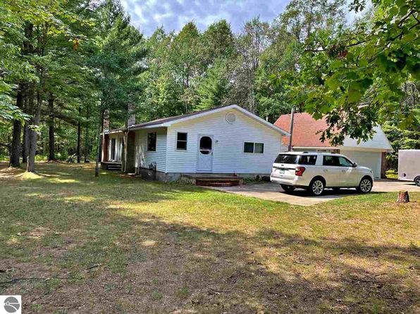 On 1 Acre Houghton Lake Real Estate 0 Homes For Sale Zillow