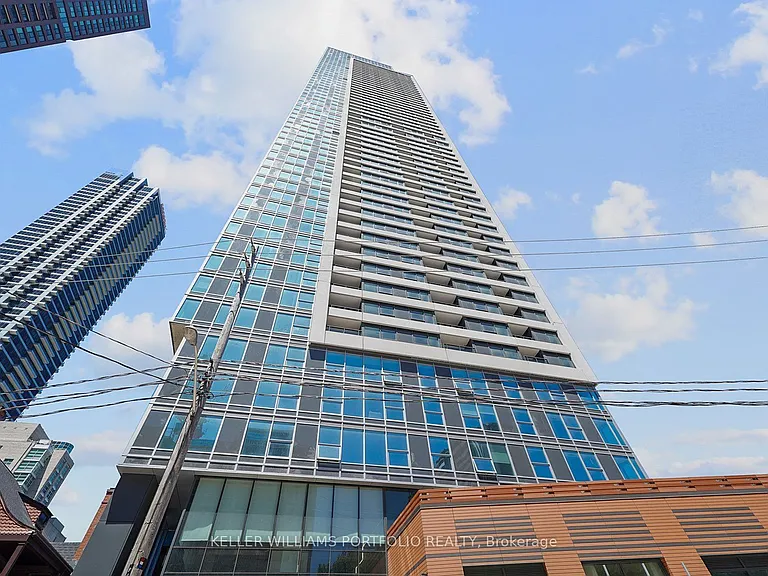 609 Sherbourne St #407 — Photo 24