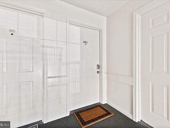 4th image of 11010 Koman Cir APT 303