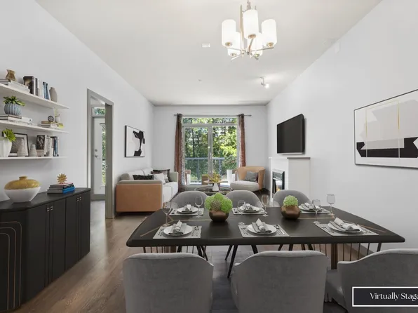 100 Capilano Rd #312, Pt Moody, BC V3H 5M9