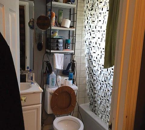 5th image of 3130 E Hills Dr