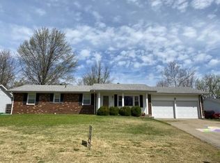 1871 Martin Pl, Mexico, MO 65265