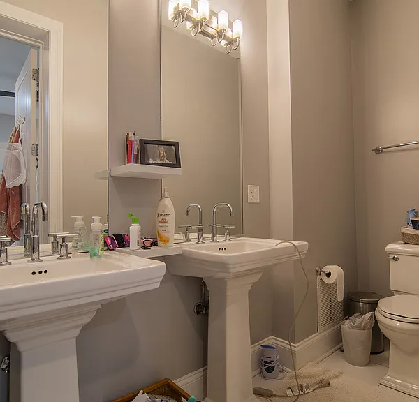 3718 N Wilton Ave #2 — Photo 8