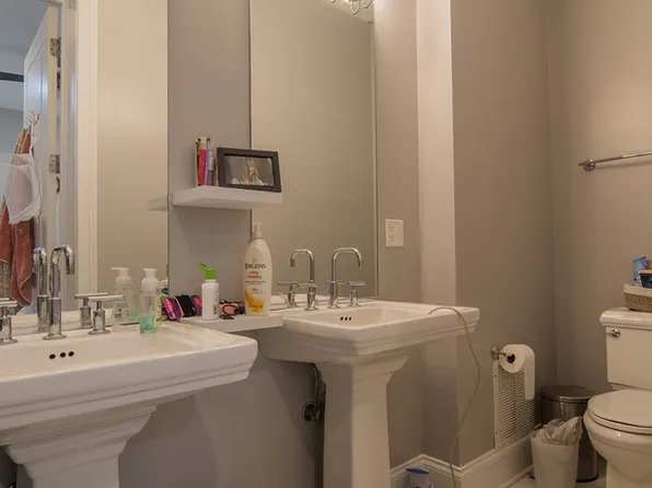 3718 N Wilton Ave APT 2, Chicago, IL 60613