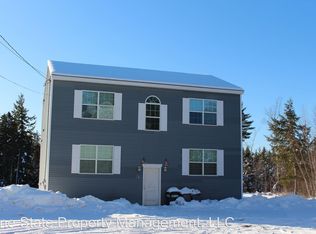 9 Batmanuel Ln, Milford, ME 04461