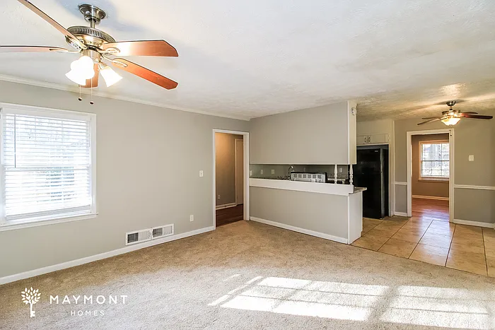 3 bed, 2.0 bath, 1501 sqft, $1,695 — Photo 3