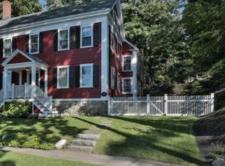 25 Crescent Rd, Winchester, MA 01890