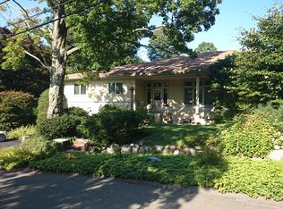 18 Nancy Rd, Newton, MA 02467