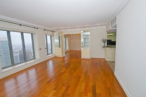 3rd image of 950 N Michigan Ave #42C