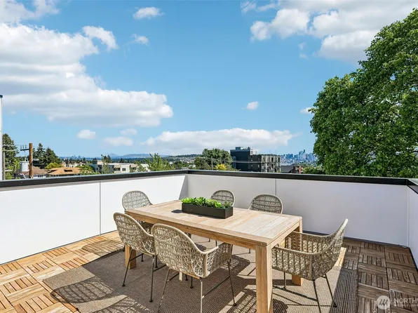 4425 Fremont Avenue N #A, Seattle, WA 98103
