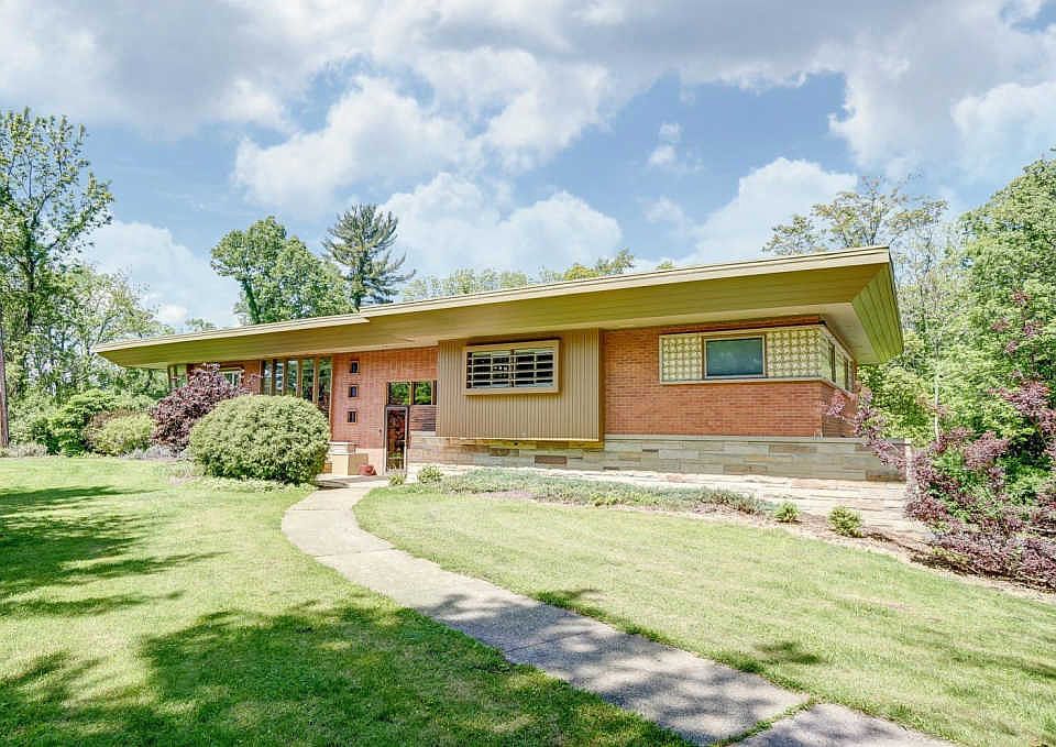 1st image of 751 Birney Ln