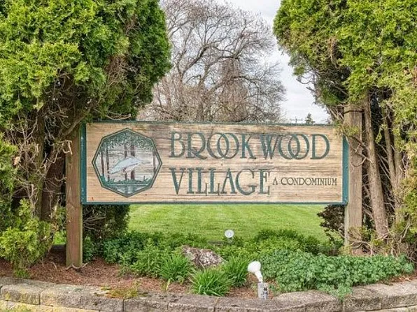 15 Brookwood Dr APT B, Rocky Hill, CT 06067