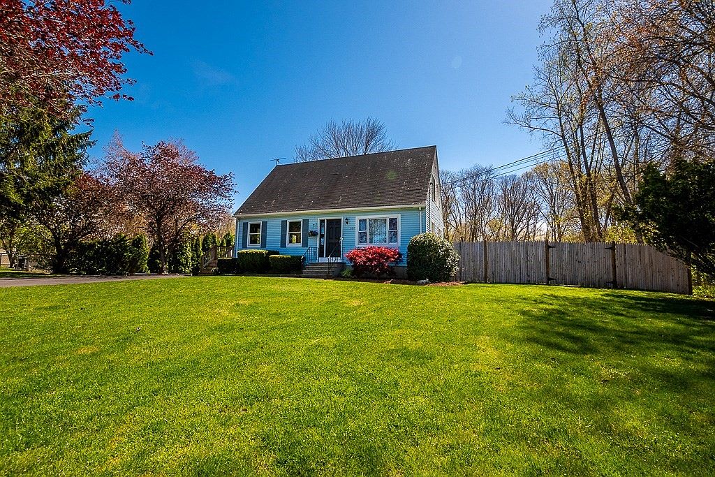 507 Mendon Rd, Attleboro, MA 02703 Zillow