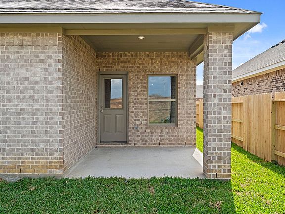 3rd image of 22030 Matera Vista Ln