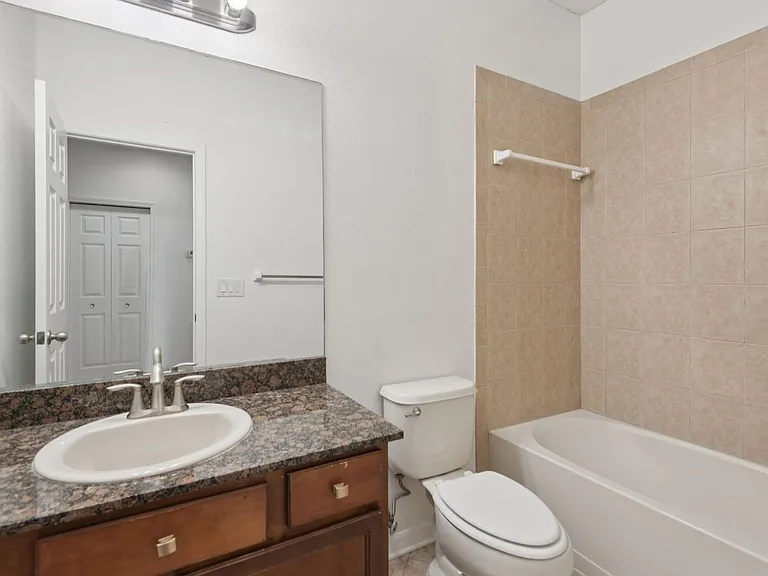 12805 Avelar Manor Pl — Photo 22