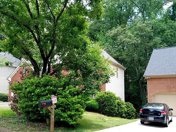 2nd image of 1475 Gabriel Dr