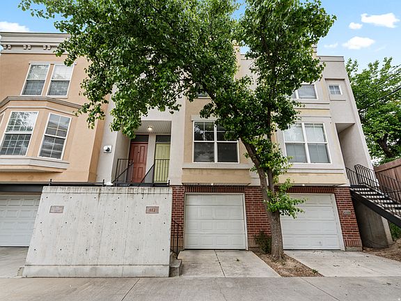 3rd image of 829 E 400 S APT 112