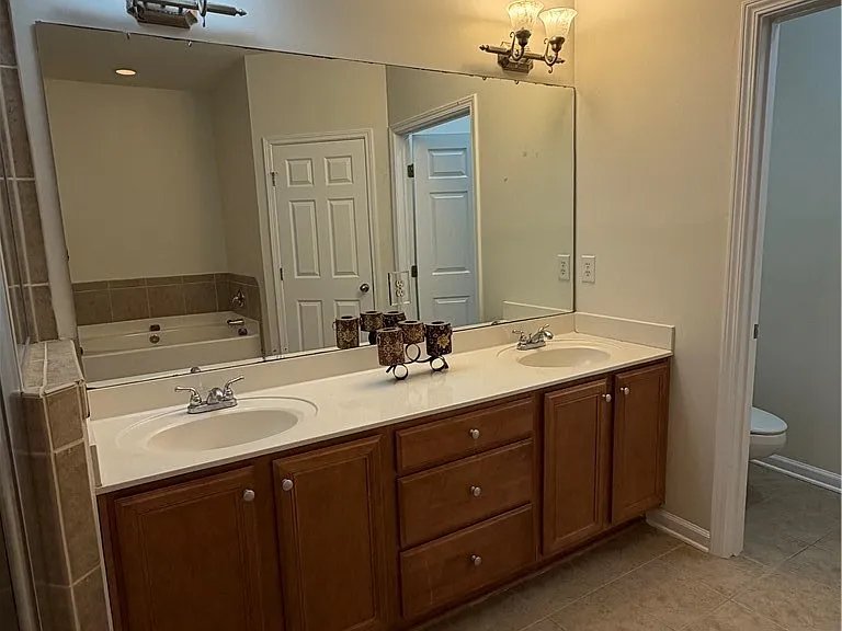 635 Marshtree Ln #206 — Photo 8