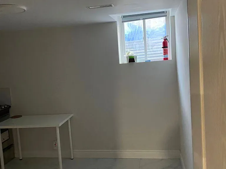 91 Bushmills Sq #BASEMENT — Photo 4