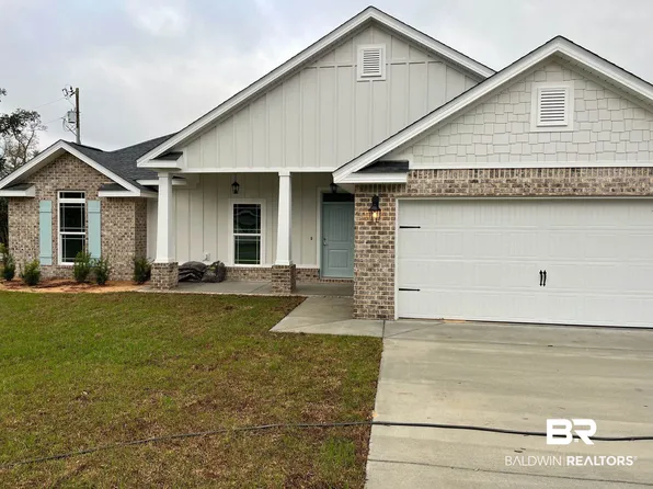 2222 Clubhouse Dr, Lillian, AL 36549