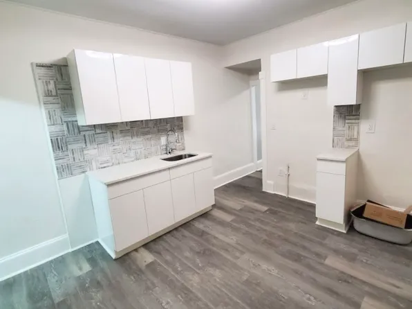 305 W Norwegian St, Pottsville, PA 17901