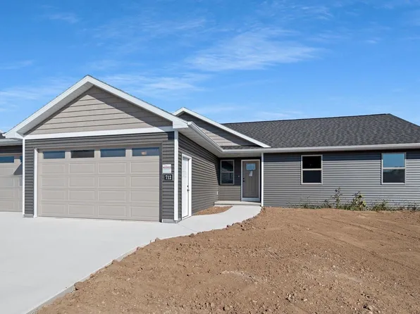 712 Bessy Ln, Chilton, WI 53014
