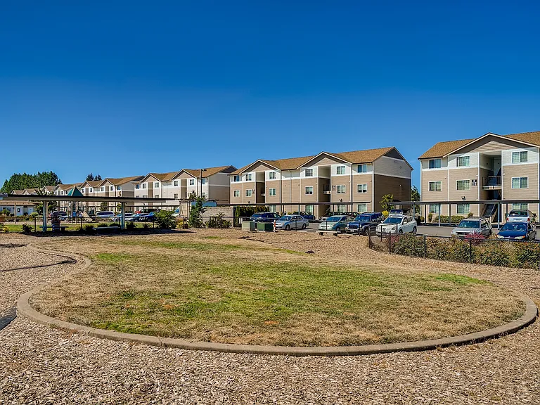Fountain Village — Photo 16