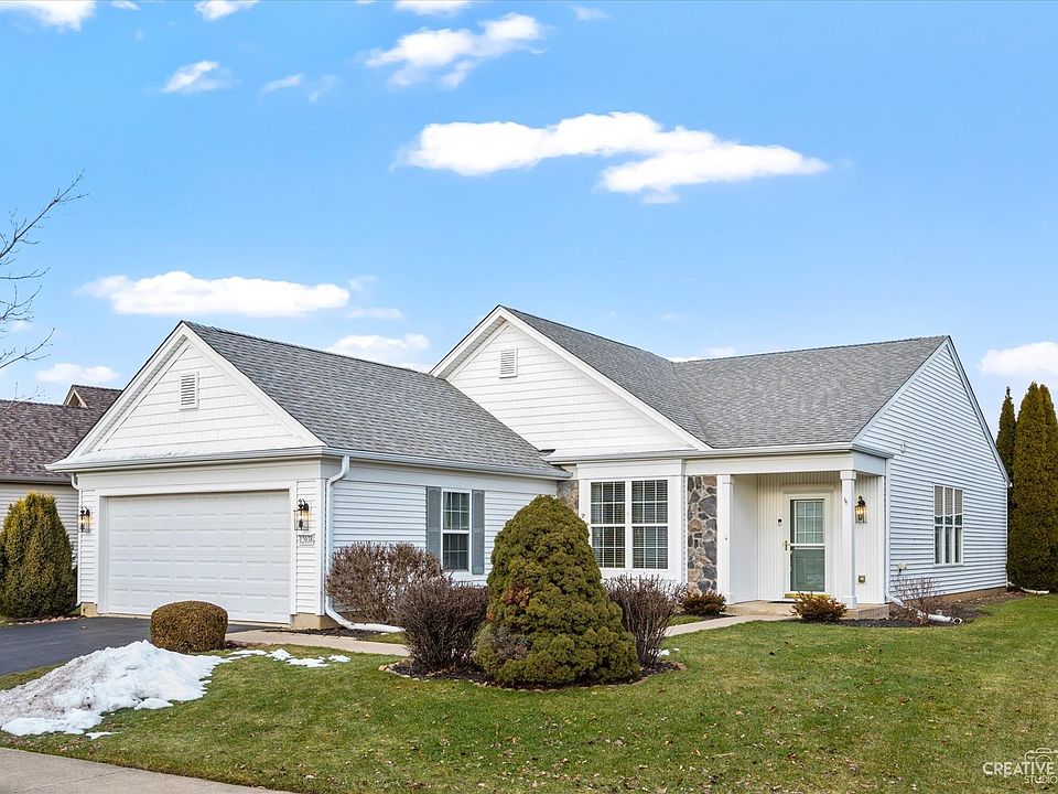 1st image of 12038 Bloomfield Dr