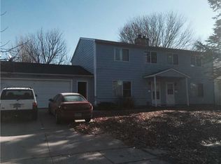 2011 10th Street Ct, Coralville, IA 52241
