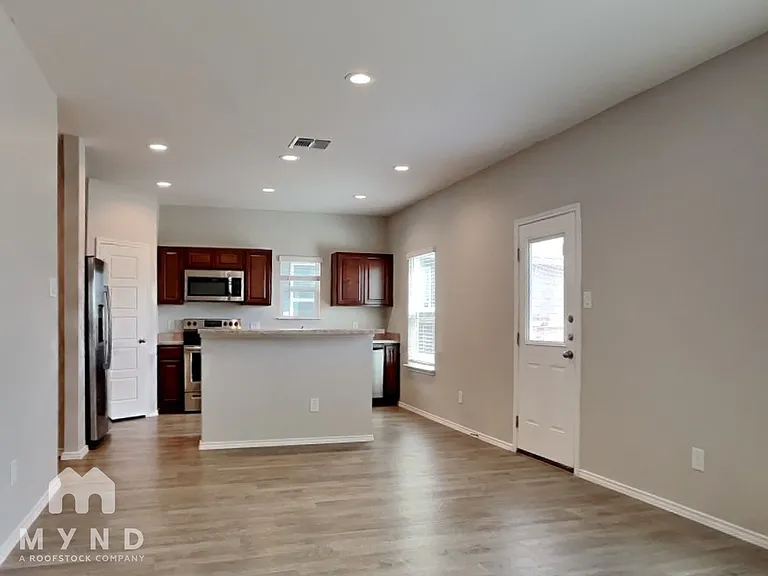 7504 Rose Robin Run Ct — Photo 4