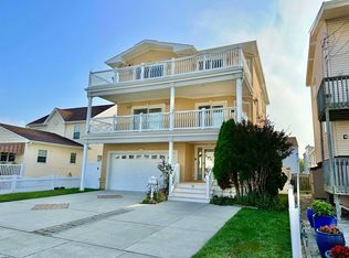 221 2nd St N, Brigantine, NJ 08203