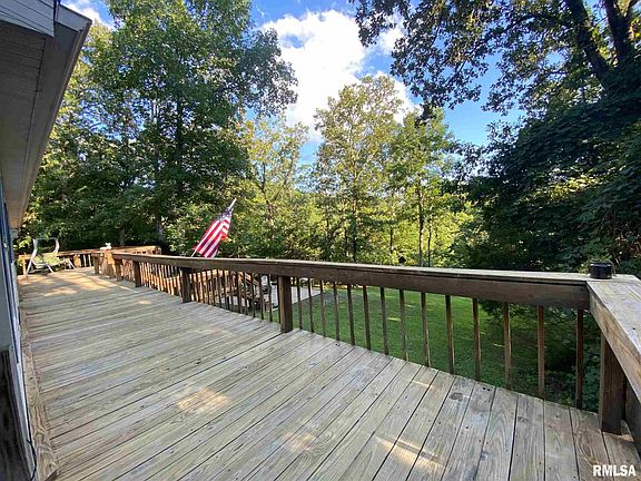 5th image of 75 Dogwood Ln