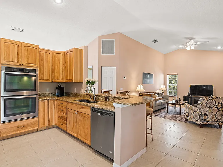 922 Jackson Way — Photo 16