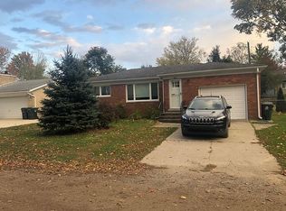 1012 Bayfield St, Lake Orion, MI