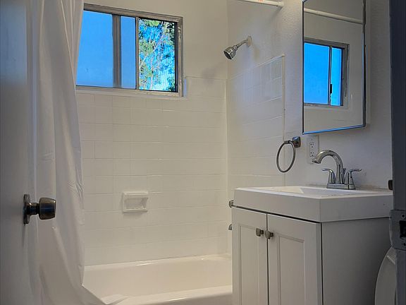 5th image of 12767 Caswell Ave APT 8A