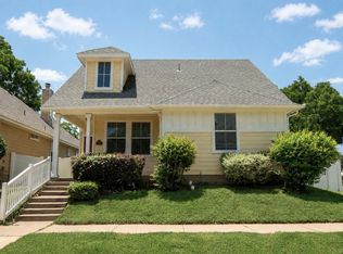 1729 Cambridge Dr, Aubrey, TX 76227