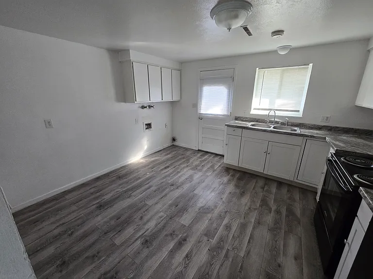 1723 Duchess Dr #3 — Photo 3